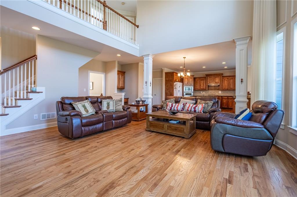 5650 Upper Creek Court, Suwanee, Georgia image 13