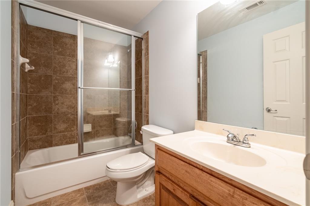 5650 Upper Creek Court, Suwanee, Georgia image 42