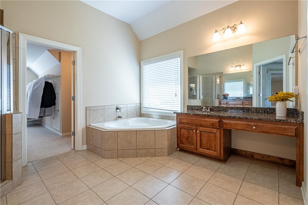 5650 Upper Creek Court, Suwanee, Georgia image 34