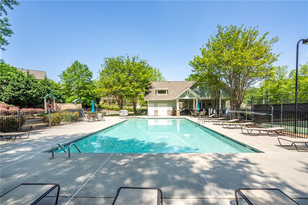 5650 Upper Creek Court, Suwanee, Georgia image 48