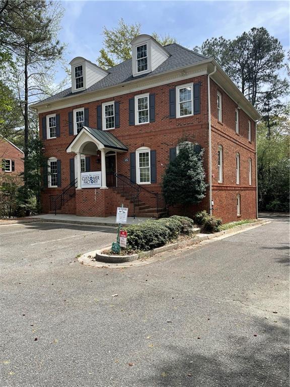 585 Colonial Park Drive