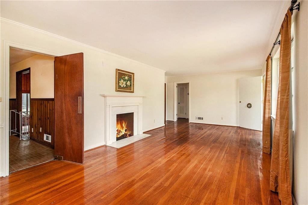 894 Nottingham Drive