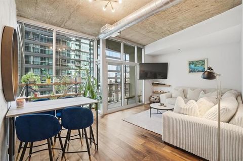 Photo of 923 Peachtree Street NE #1221, Atlanta, GA 30309 (MLS # 7761280)