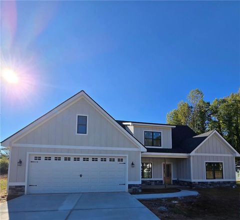 89 Huntington Drive Lavonia GA 30553