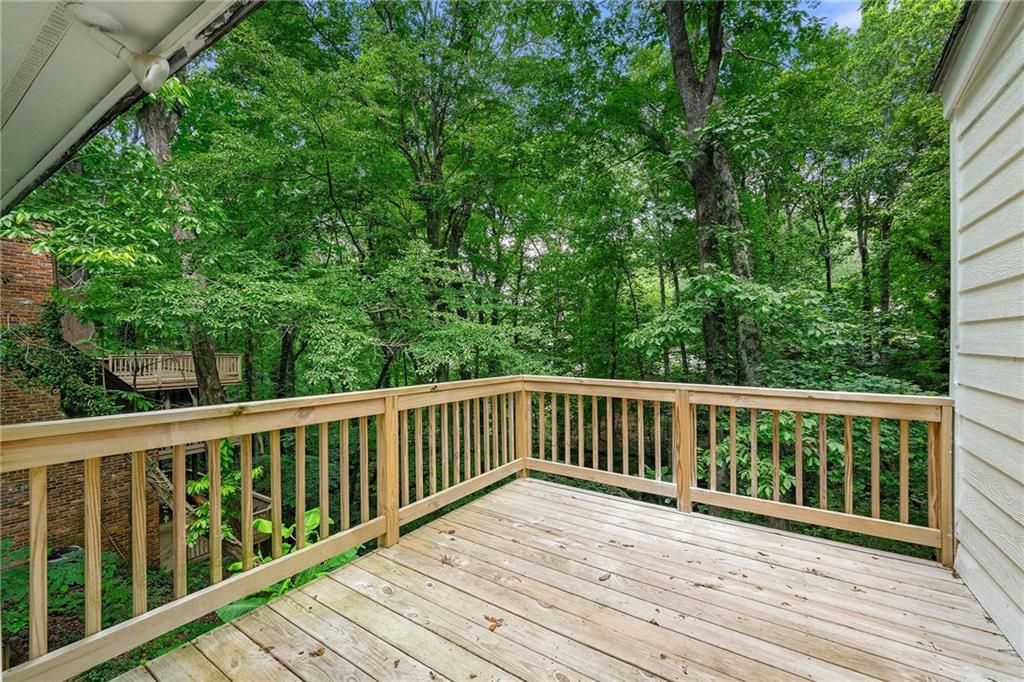 4018 Dunbarton Way, Roswell, Georgia image 16