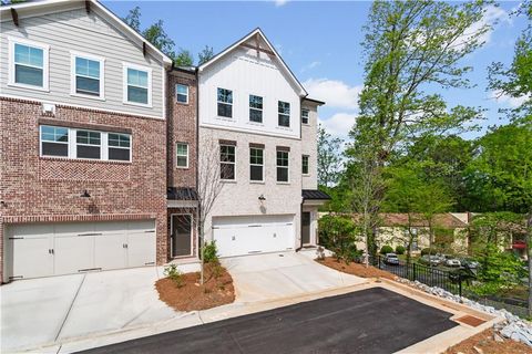 586 Avondale Park Circle Decatur GA 30032