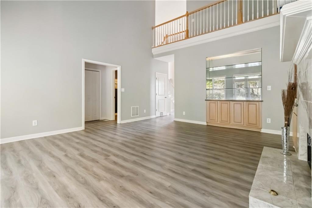 3605 Summit Gate Drive, Suwanee, Georgia image 5