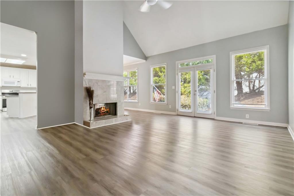 3605 Summit Gate Drive, Suwanee, Georgia image 7