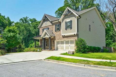 Homes For Rent - 1317 Winfair Lane<br/> Atlanta, GA 30329