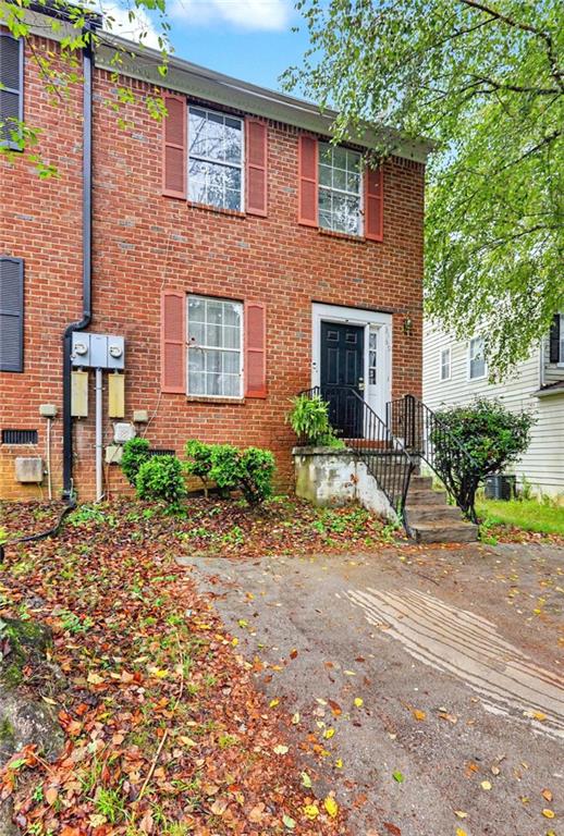 3189 Kingswood Glen