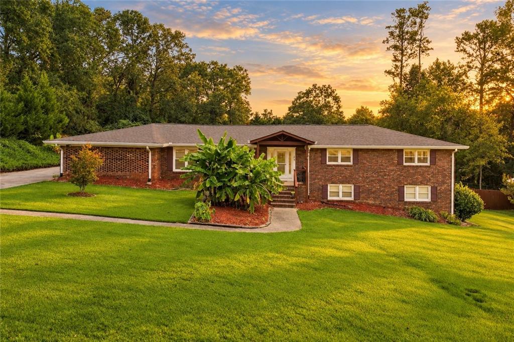 2156 Windsor Drive