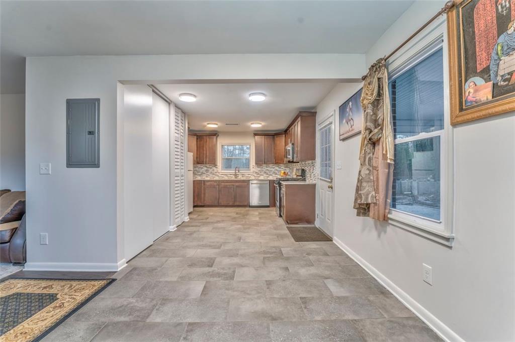 3150 Humphries Drive, Atlanta, Georgia image 12