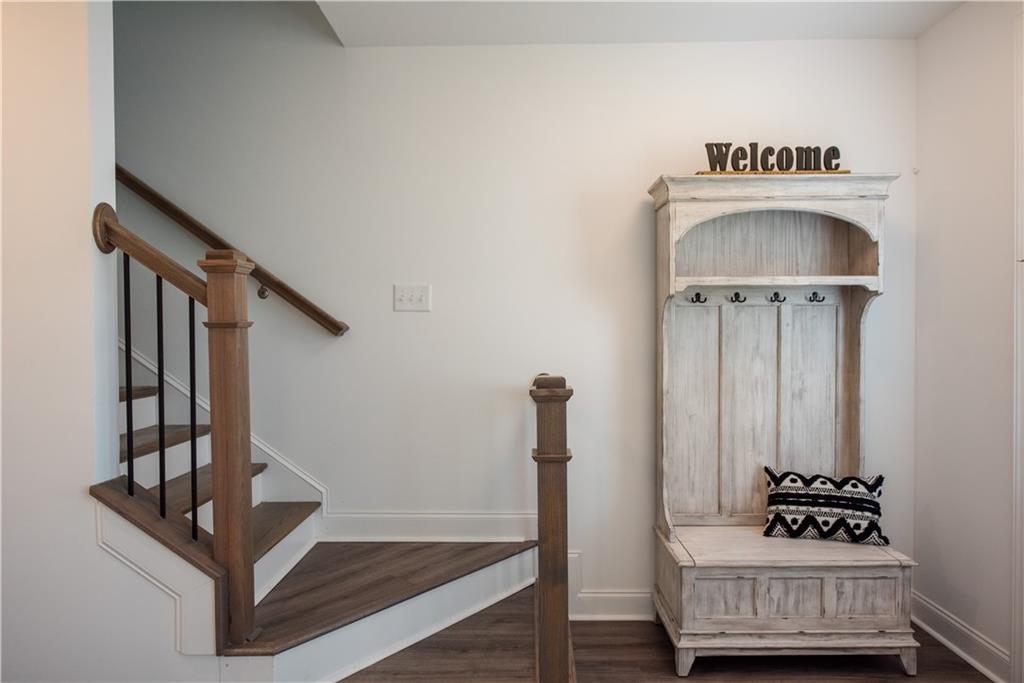3195 Bartee Walk
