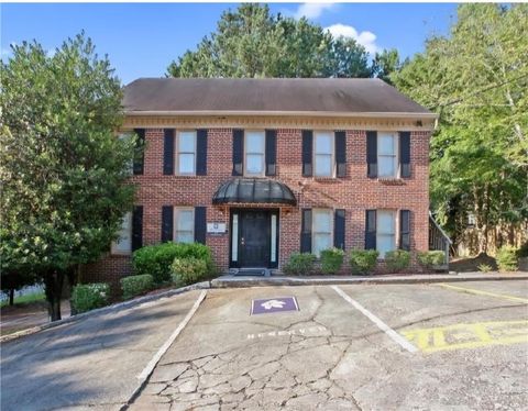 4936 Presidents Way 200-300 Tucker GA 30084