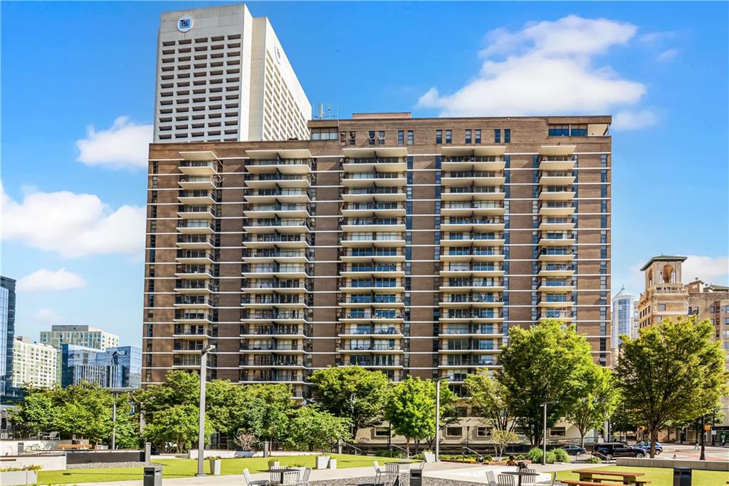 620 Peachtree Street NE 403