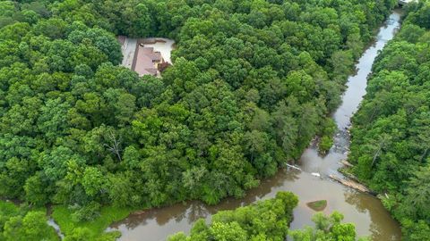 A home in Douglasville