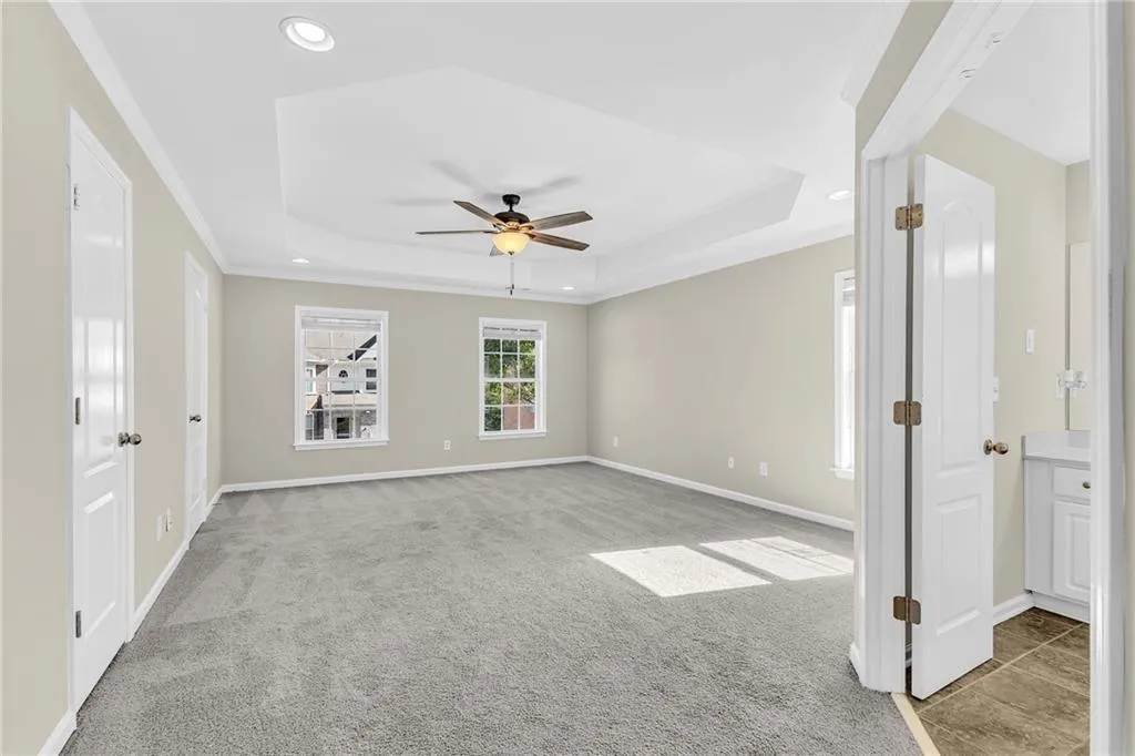 Atlanta, Georgia 30331, United States, 7 Bedrooms Bedrooms, ,5 BathroomsBathrooms,Residential,Pending,21365