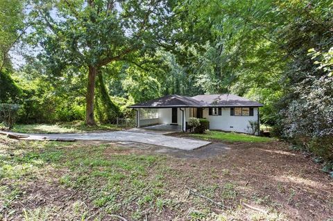 3565 GLENWOOD Road Decatur GA 30032