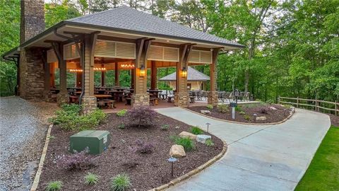 A home in Dawsonville