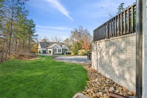 A home in Dawsonville