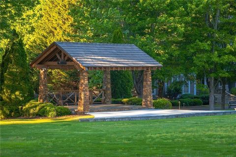 A home in Dawsonville