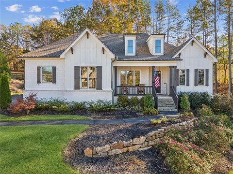 A home in Dawsonville