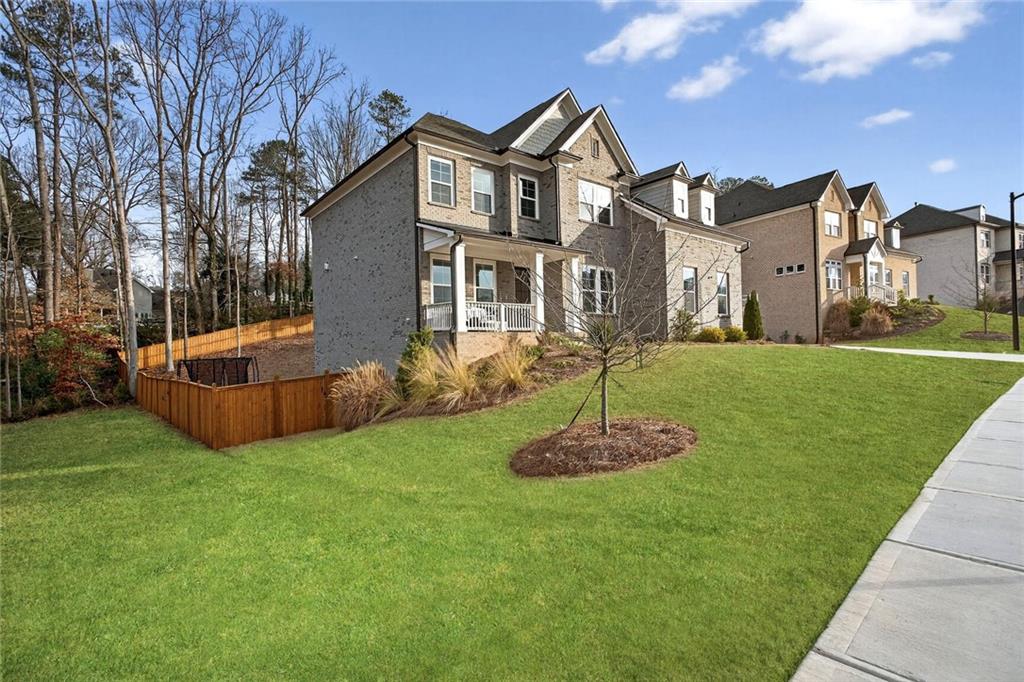 3745 Heddington Lane NE