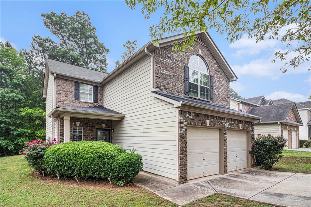 6664 Saint Jude Drive, Fairburn, Georgia image 3