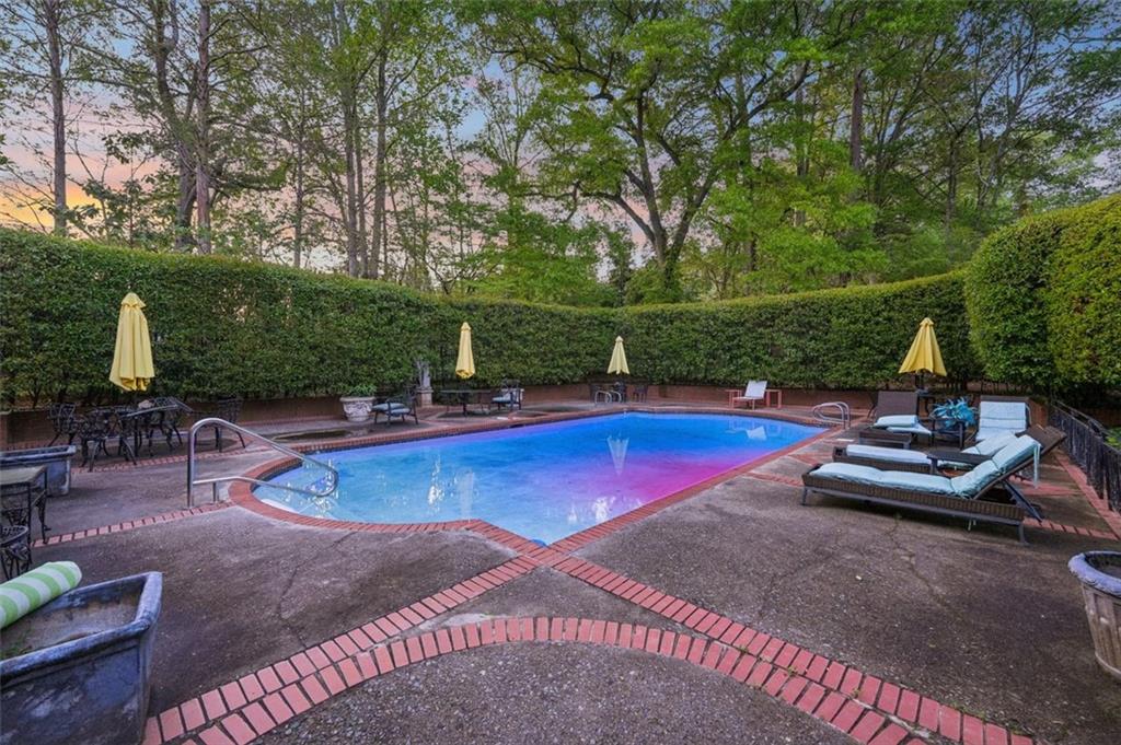 289 W Paces Ferry Road, Atlanta, Georgia image 11