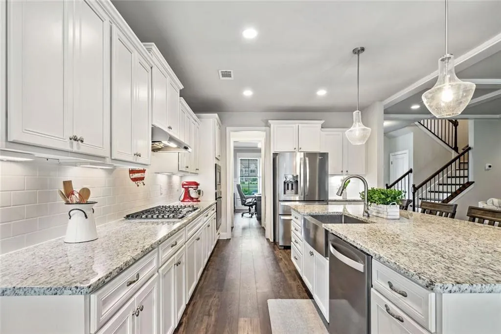 Buford, Georgia 30519, United States, 5 Bedrooms Bedrooms, ,4 BathroomsBathrooms,Residential,Coming Soon,169306