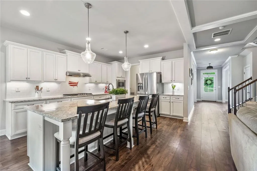 Buford, Georgia 30519, United States, 5 Bedrooms Bedrooms, ,4 BathroomsBathrooms,Residential,Coming Soon,169306