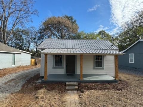 A home in Cartersville