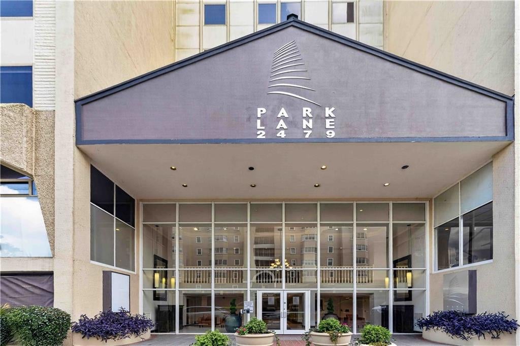 2479 Peachtree Road NE 1708