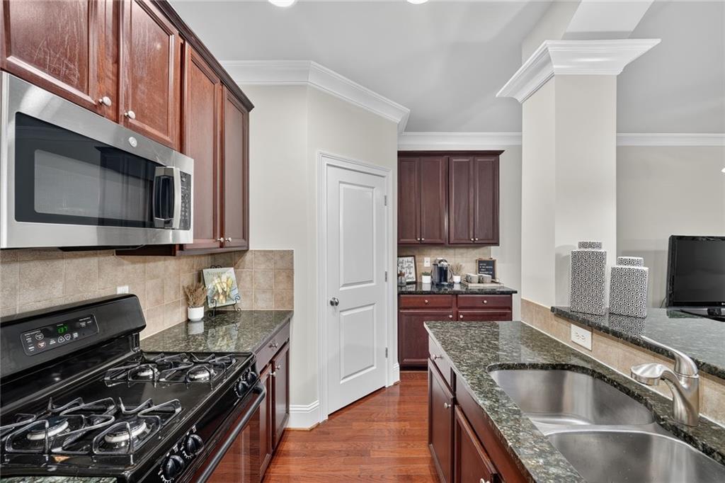 3228 Claudia Place