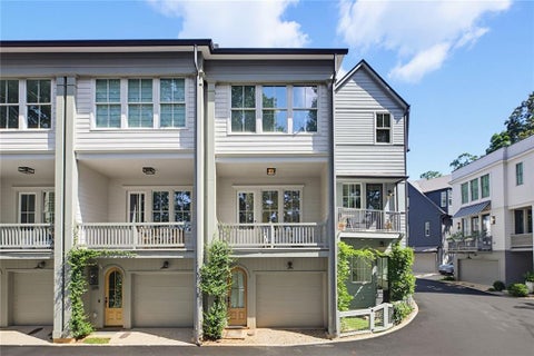 Townhouse For Sale - 230 Colebrook Street<br/> Atlanta, GA 30307