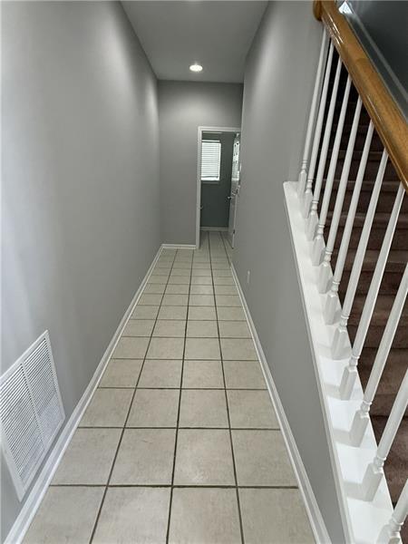 1667 Overview Circle
