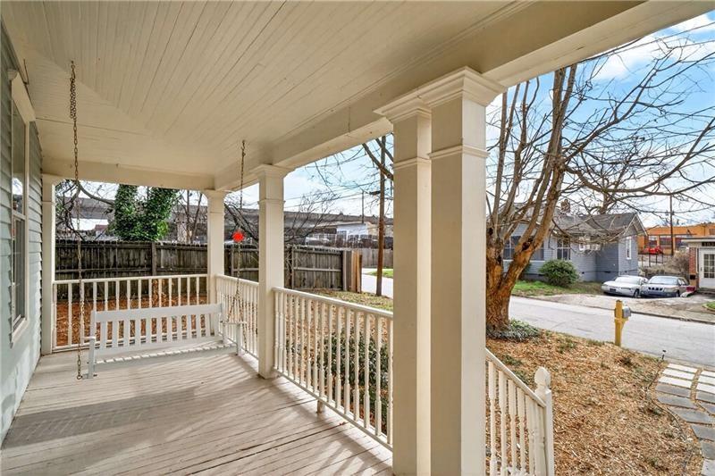 1033 White Oak Avenue SW