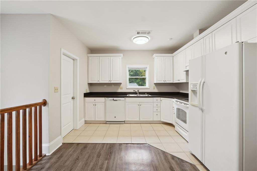 1197 Lynmoor Drive, Brookhaven, Georgia image 28