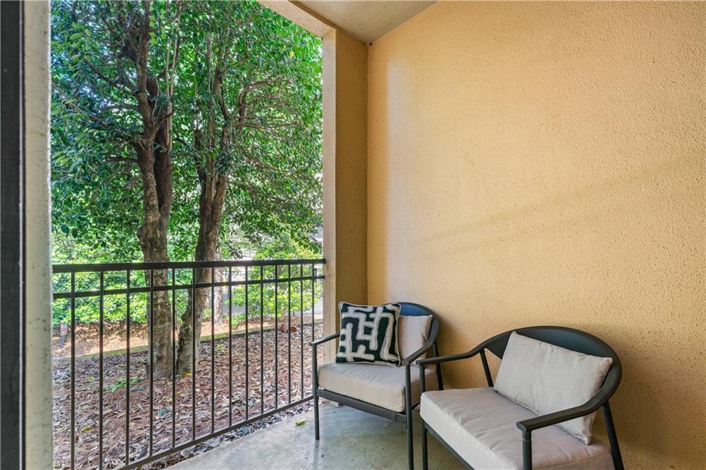 PEACHTREE PLACE - Residential