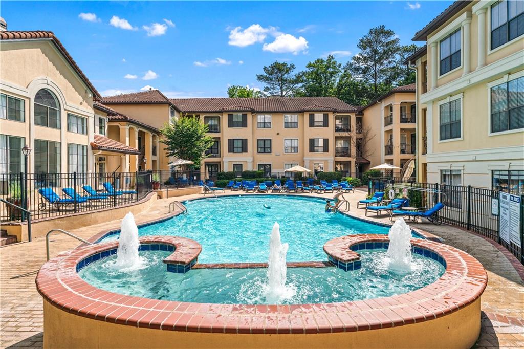 PEACHTREE PLACE - Residential