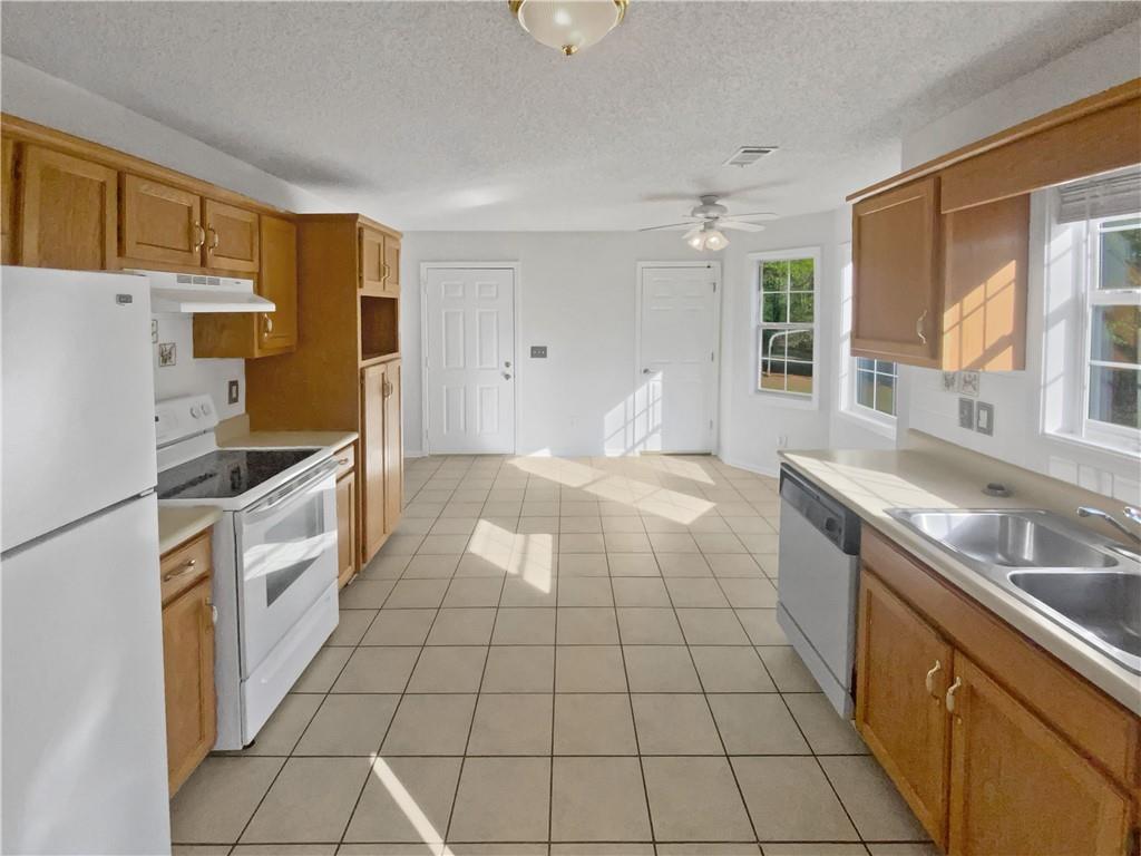 823 New Hope Road, Mcdonough, Georgia image 6