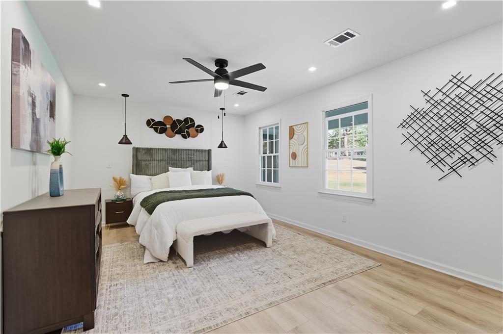 1198 Seminary Drive SW