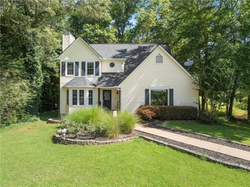 9724 Elliott Family Parkway Dawsonville GA 30536