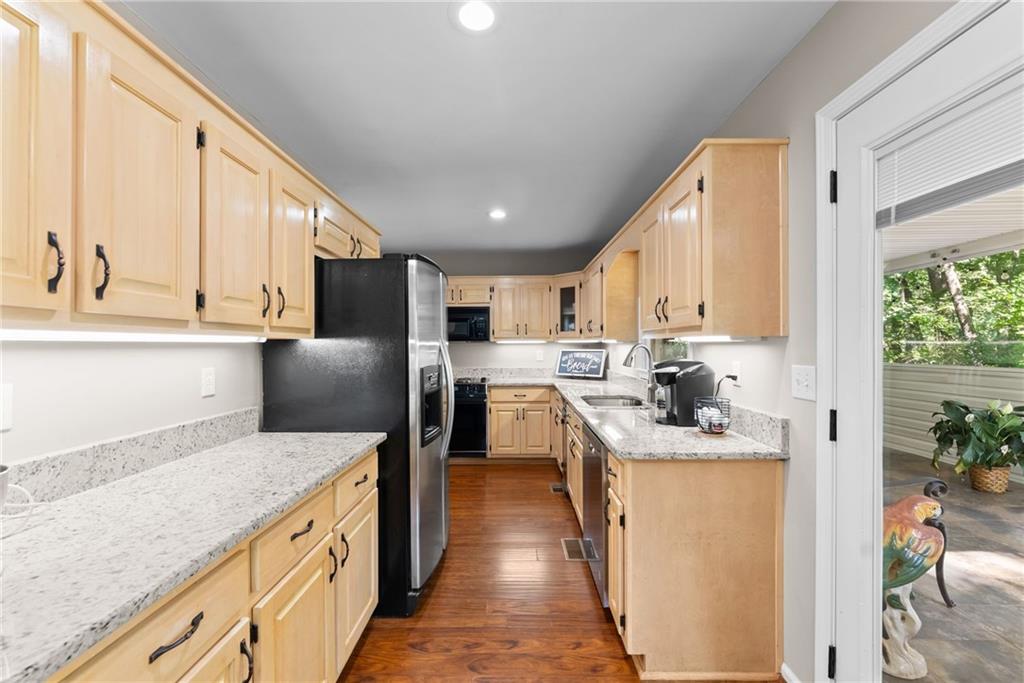 9724 Elliott Family Parkway