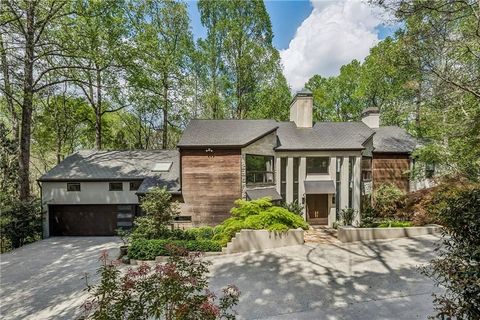 Photo of 5 W Wesley Ridge NW, Atlanta, GA 30327 (MLS # 7748627)