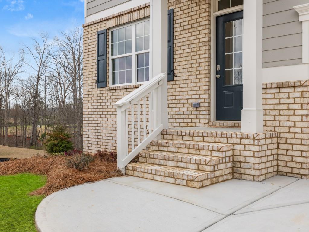 124 Fallen Oak Drive