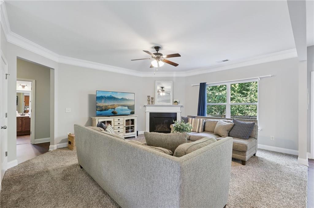6160 Oriole Lane