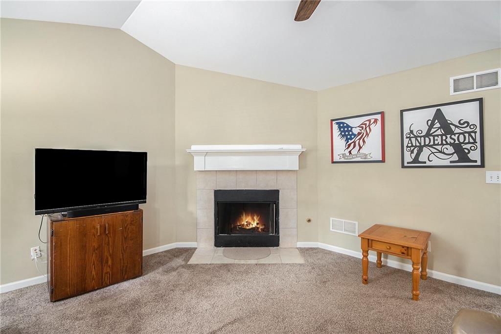 4326 Megan Manor Drive, Powder Springs, Georgia image 7
