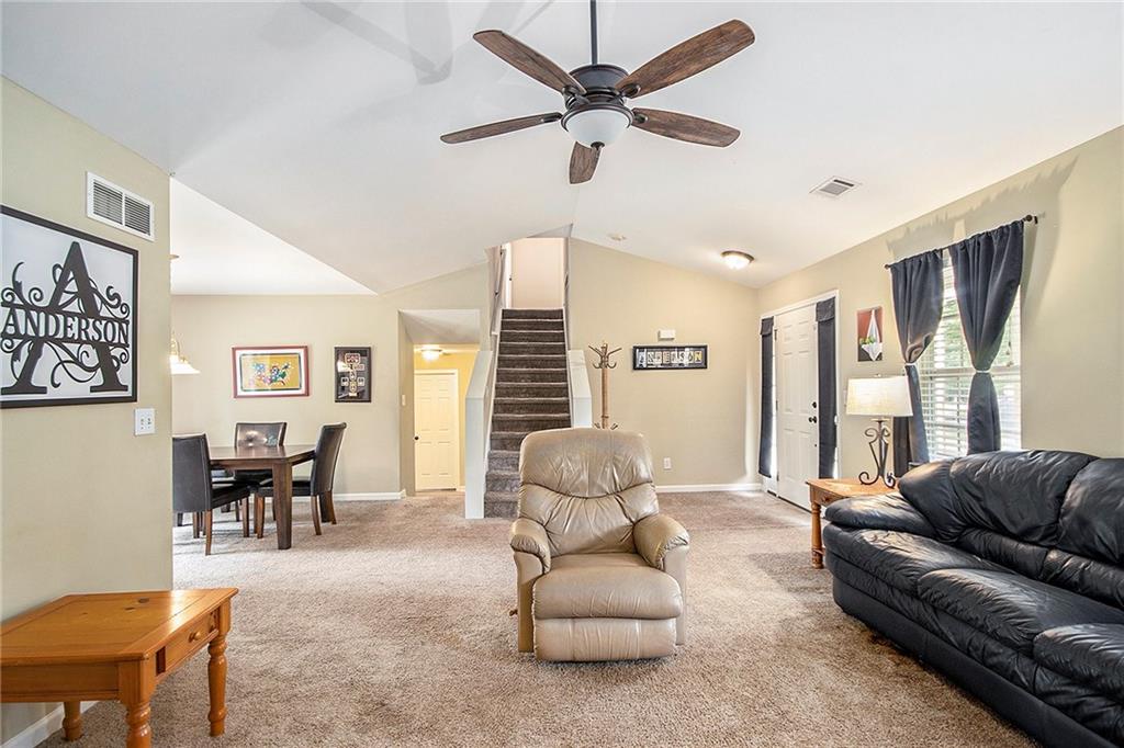 4326 Megan Manor Drive, Powder Springs, Georgia image 9