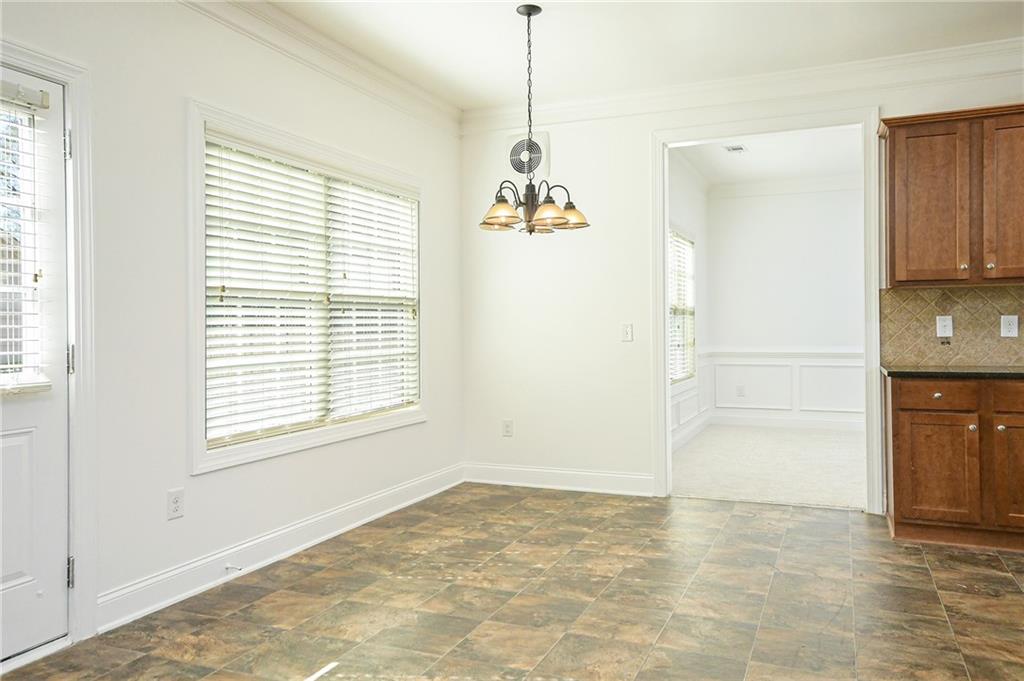 3129 Arbor Oaks Drive, Snellville, Georgia image 5